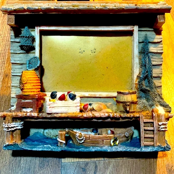 Vintage 90s 3 Dimensional Ceramic Nautical Fisherman Coastal Photo Frame - Picture 1 of 9